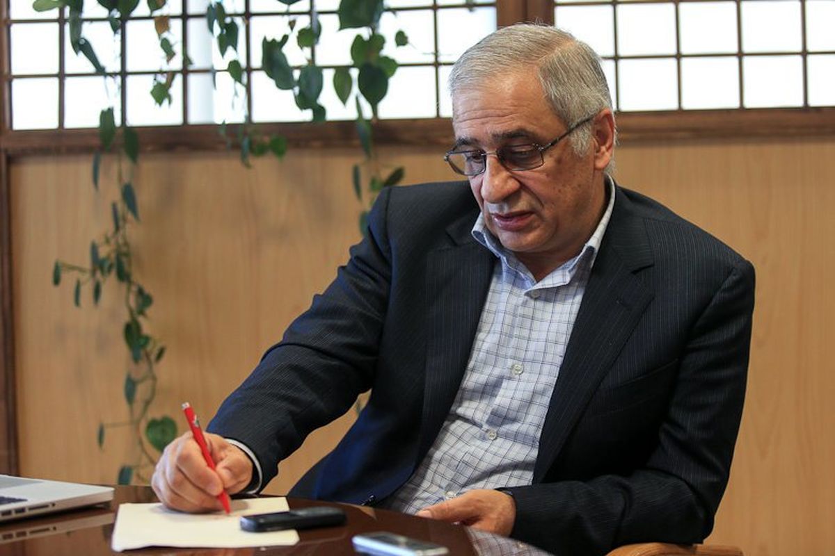 رئیس کل اسبق بانک مرکزی