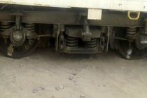 طوفان شن، قطار زاهدان-کرمان را از ریل خارج کرد