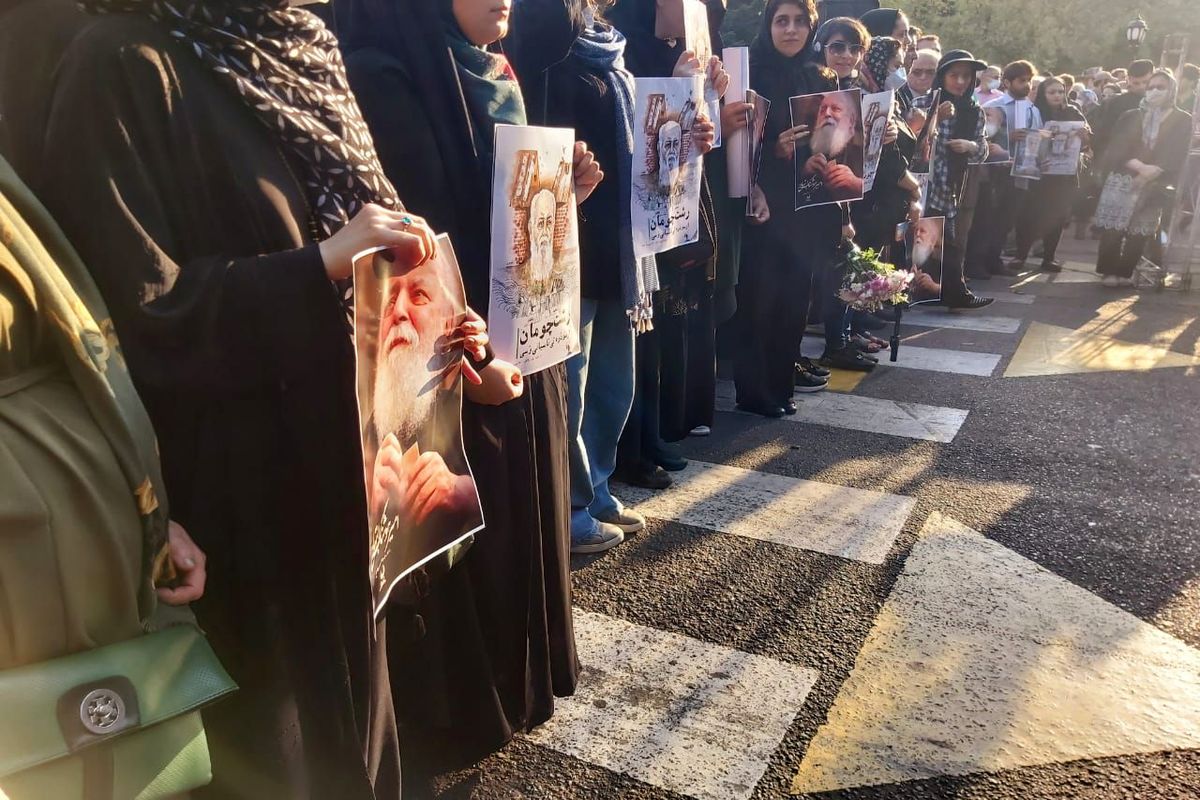 تشییع پیکر سایه