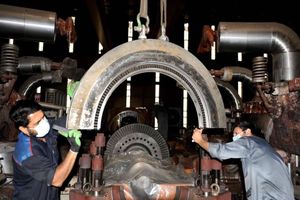 ساخت و بازسازی ۲۰۰ قطعه تخصصی در نیروگاه بندرعباس