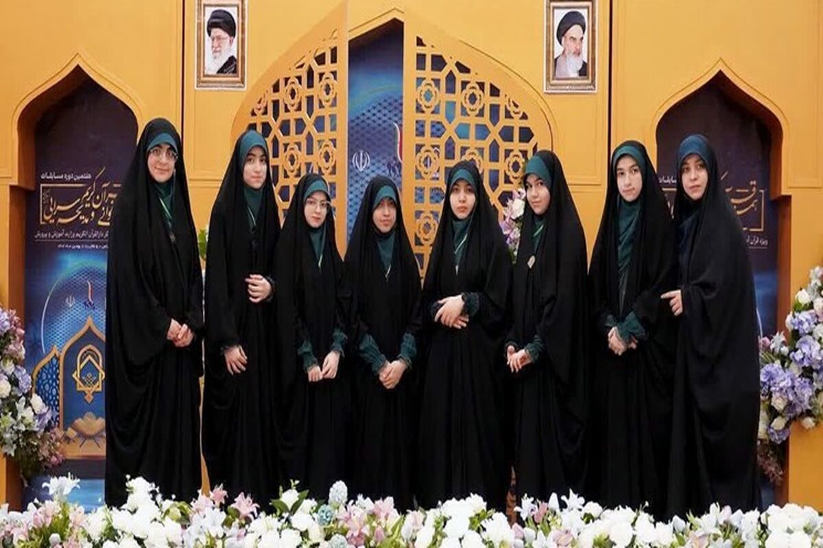 دانش‌آموزان قمی