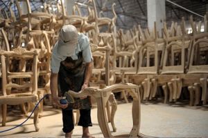 فعالیت ۶۰۰ واحد تولید مبلمان خانگی و اداری در خراسان رضوی