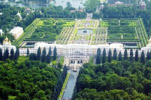 عملیات تراش آسفالت مسیرهای میانی باغ ۳۳ هکتاری رامسر برای ثبت در فهرست میراث جهانی آغاز شد