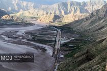 ترمیم محور خرم آباد - پلدختر هزینه بر و زمان بر است/ احداث جاده جدید در حال بررسی است