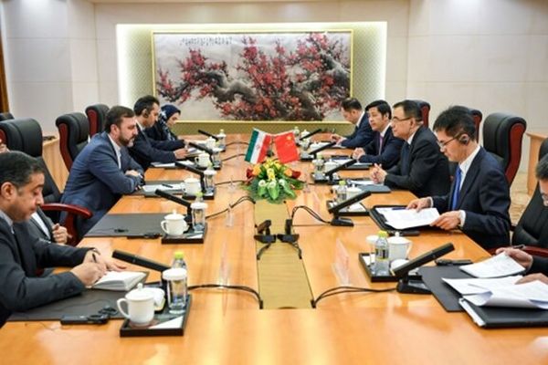 چین بر حق مشروع ایران در برنامه هسته‌ای تاکید کرد