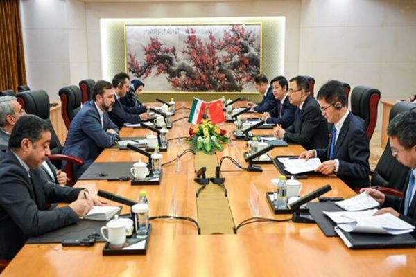 چین بر حق مشروع ایران در برنامه هسته‌ای تاکید کرد