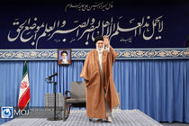 جمعی از بسیجیان با رهبر معظم انقلاب دیدار می‌ کنند