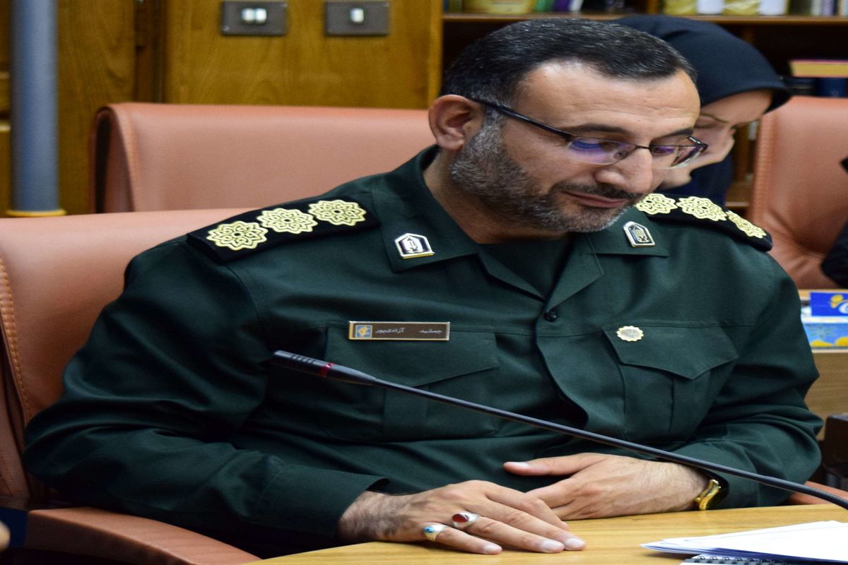 جمشید آزادی پور