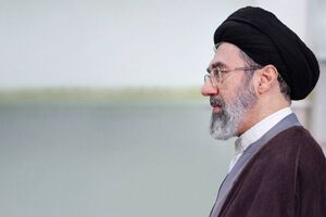 رهبر ایران فرد استراتژیست و زبده‌ای است که برای بقای ایران تلاش می‌کند + فیلم