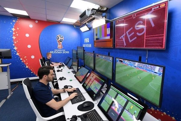 فیفا اختیارات بیشتری را برای داوران VAR تصویب کرد