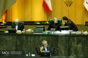 کمترین وابستگی بودجه به نفت در طول تاریخ معاصر مربوط به بودجه سال 99 است