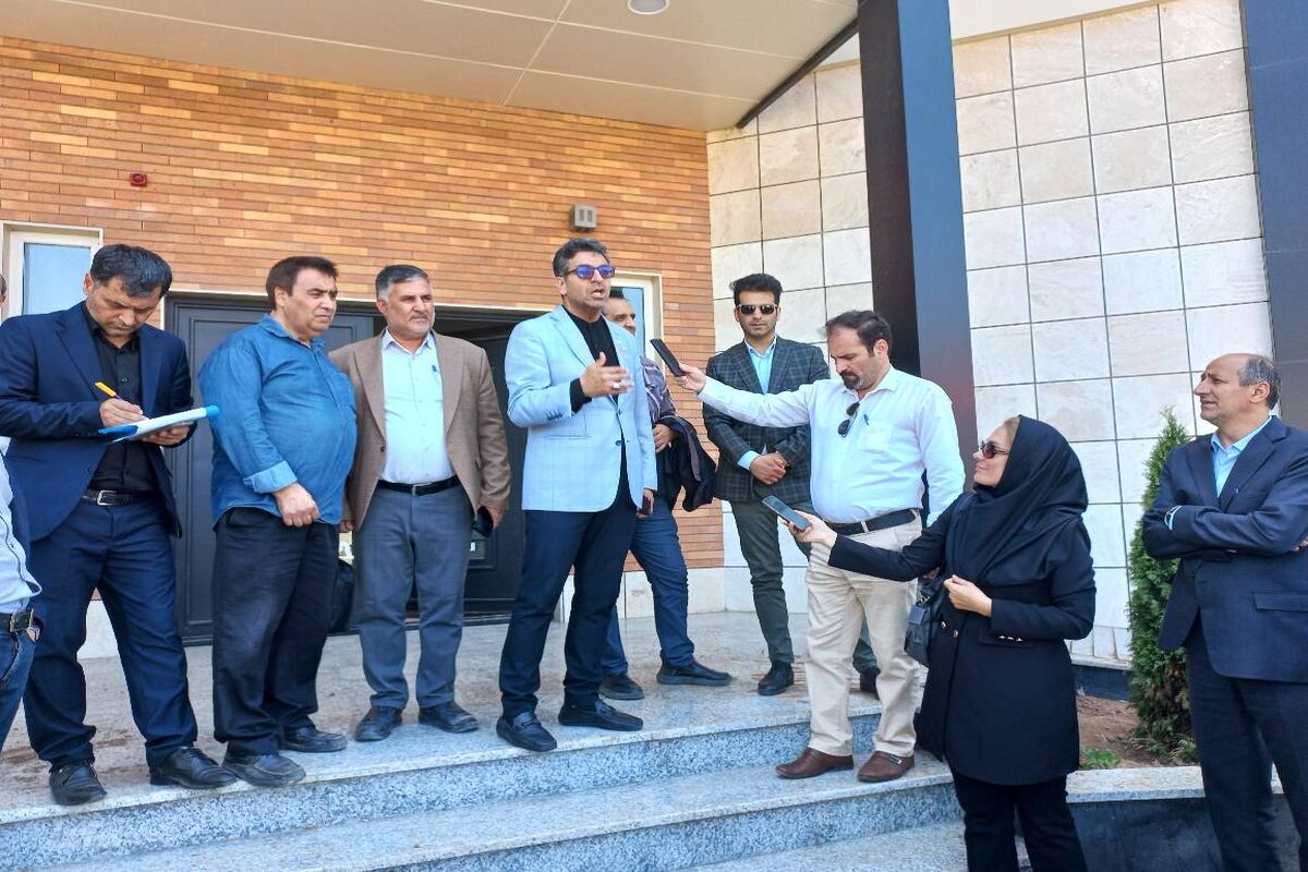 علایی