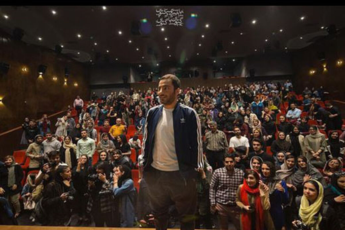 نوید محمد زاده در اکران خفه گی