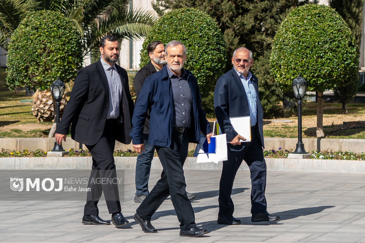 مسعود پزشکیان + رییس جمهور