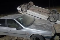 واژگونی دو دستگاه پژو در کمربندی سوسنگرد؛ سه مصدوم به بیمارستان شهدای نفت منتقل شدند