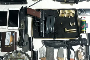 کشف سلاح‌های دست‌ساز از مخفیگاه مخلان امنیت در کرمانشاه + فیلم