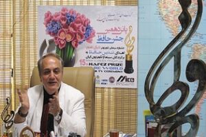 نشان عباس کیارستمی به جشن حافظ اضافه شد