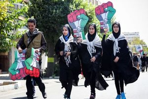 حضور مردم روزه‌دار گیلان در راهپیمایی روز قدس آغاز شد