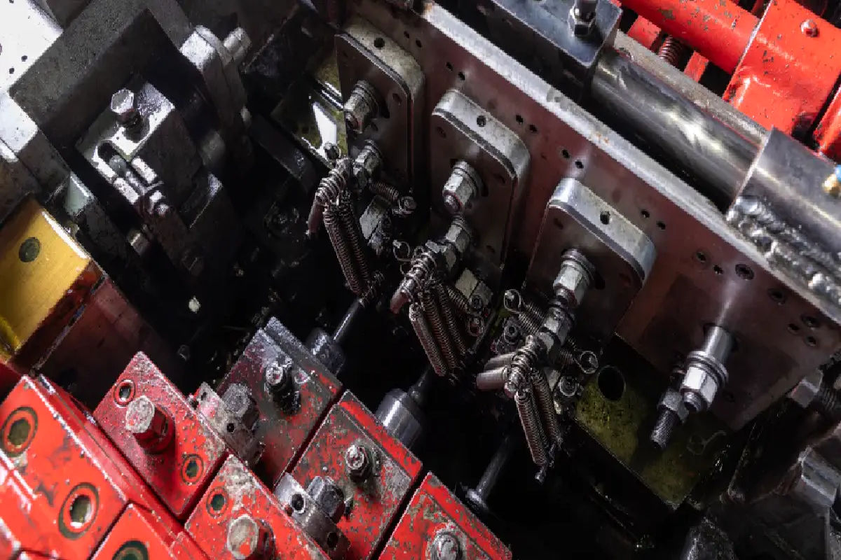 راهنمای انتخاب بهترین برندهای گلمیخ برای انواع سقف‌ عرشه فولادی