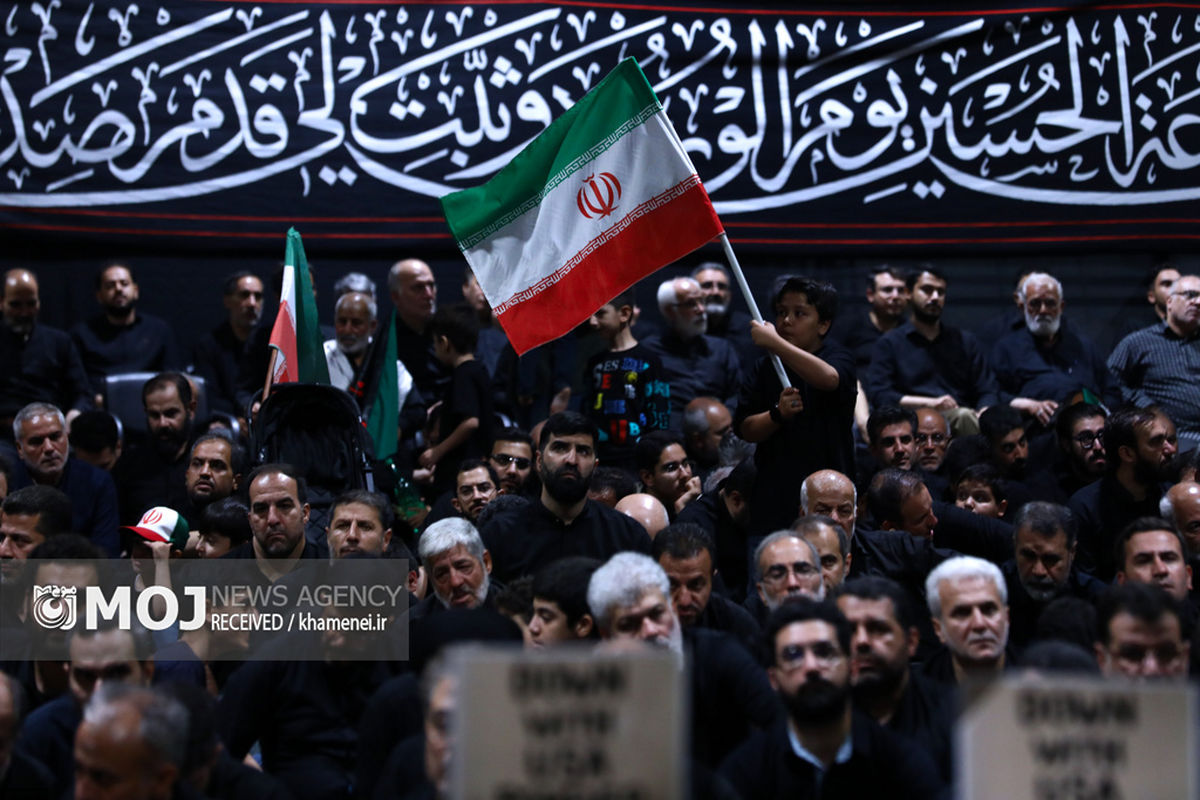 مراسم عزاداری شب عاشورای حسینی در جوار محل شهادت قائد شهید