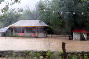  تخریب 3 دهنه پل در سیلاب شفت/ خسارت 17.5 میلیارد تومان  به زیرساخت های شهرستان شفت