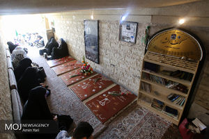 دعای عرفه در کهف الشهدا