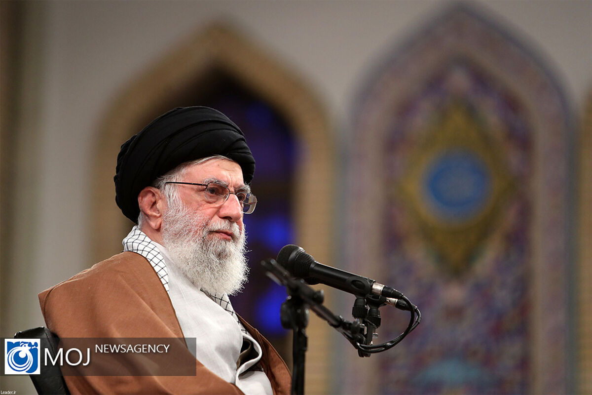 دیدار هزاران دانش‌آموز و دانشجو با مقام معظم رهبری