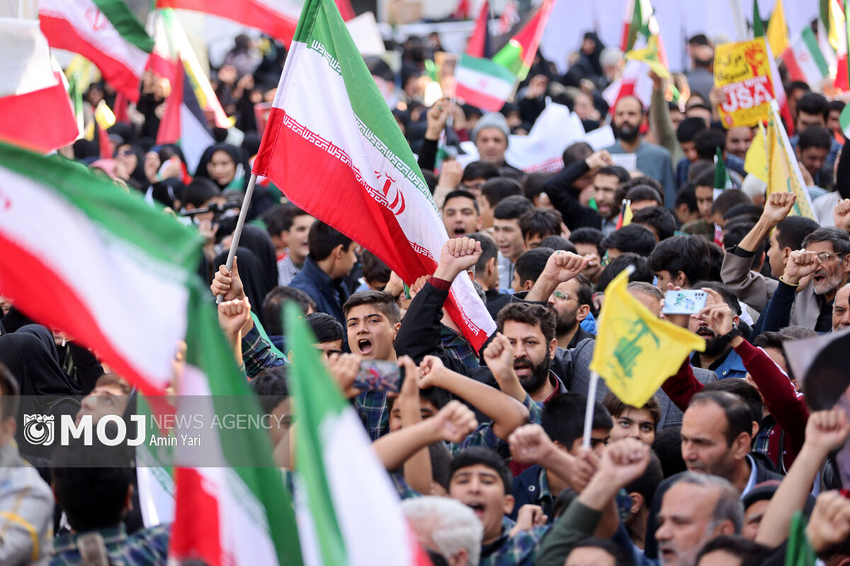 راهپیمایی روز ۱۳ آبان ۱۴۰۴ در تهران (۱)