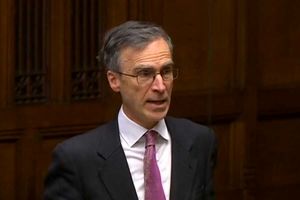 معاون وزیر خارجه انگلیس به ایران سفر می‌کند