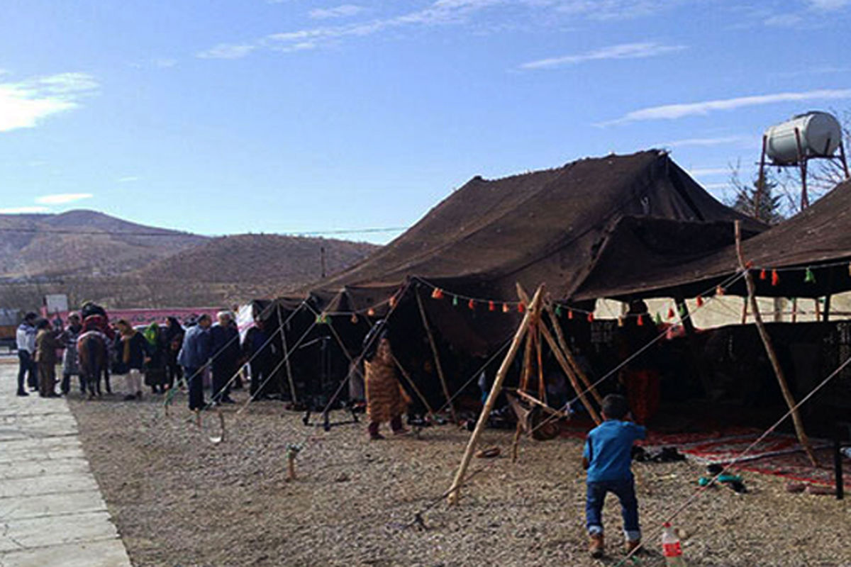 ادبیات بومی لرستان