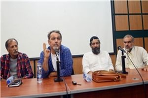 با محتوای فیلم «مرزی برای زندگی» مشکل دارم