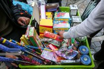  کشف بیش از ۳۰۰ هزار عدد مواد محترقه در مازندران