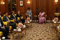 دیدار وزیر خارجه ایران با رئیس‌جمهور هند