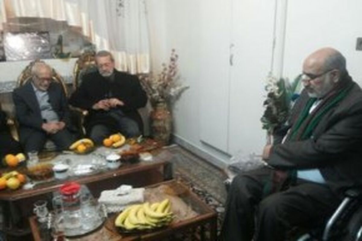 دیدارلاریجانی باخانواده شهدا