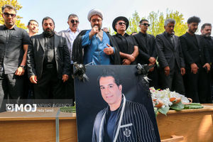 مراسم تشییع پیکر امید جهان