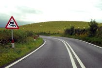  رئیس اداره ایمنی راه‌های مازندران از نصب بیش از ۹ هزار تابلو و علائم ایمنی در ۹ ماهه امسال خبر داد