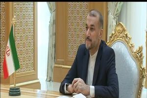 وزیر امور خارجه ایران با رهبر ملی ترکمنستان دیدار کرد