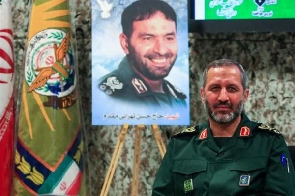 حضور ملت در خیابان‌ها جهانیان را متحیر کرده است