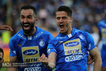 دیدار تیم های فوتبال استقلال تهران و پیکان