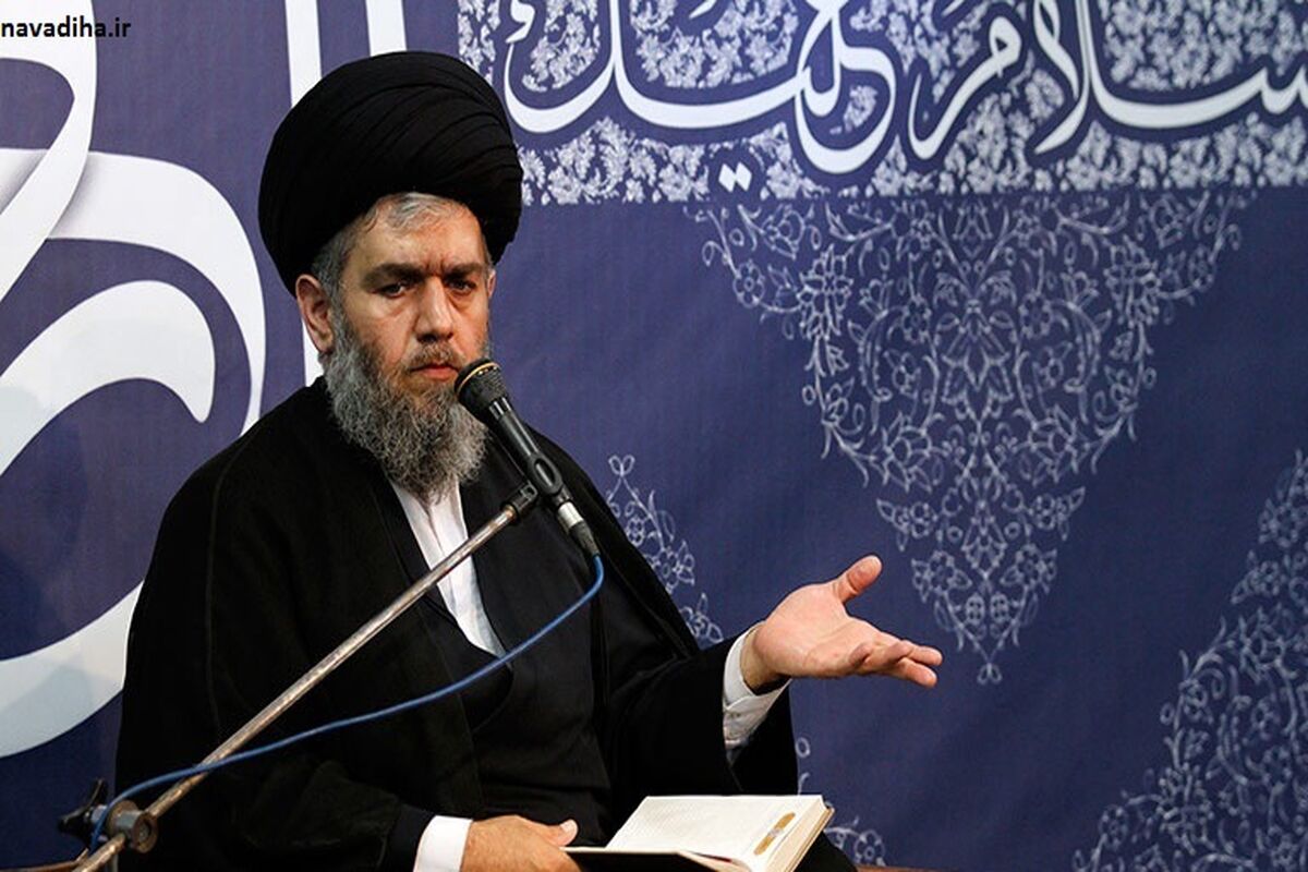 مومنی