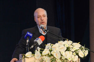 امیرالمؤمنین مصداق نور السماوات و الارض است