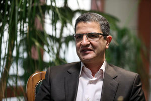 وضع فیش‌های حقوقی در صنعت و کشاورزی بدتر از بانک هاست