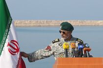 حفظ امنیت خطوط تجاری از اهداف اعزام ناوگروه ها است