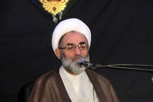 خودسازی نخستین امر مهم در دوران طلبگی است