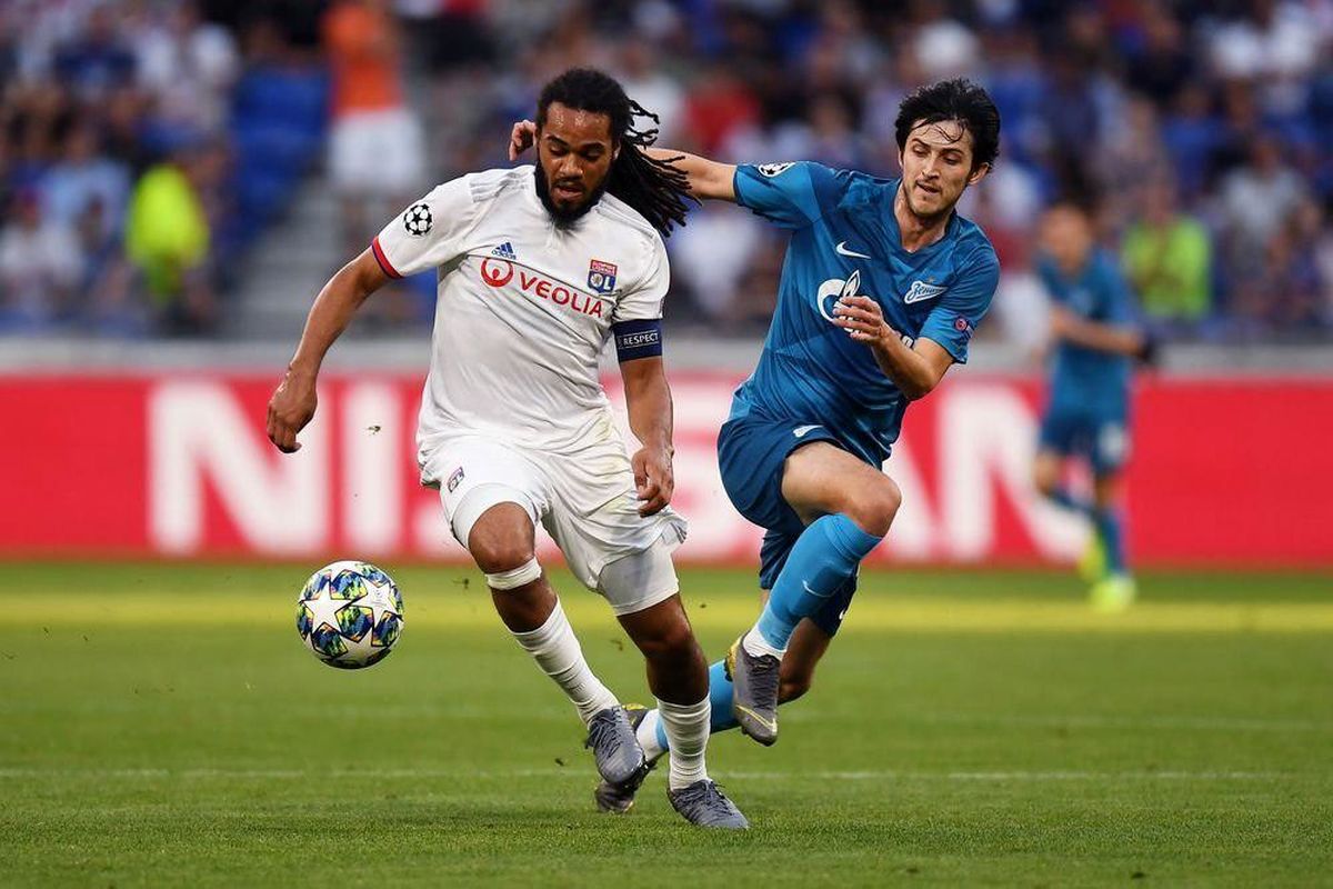 بازی لیون و زنیت