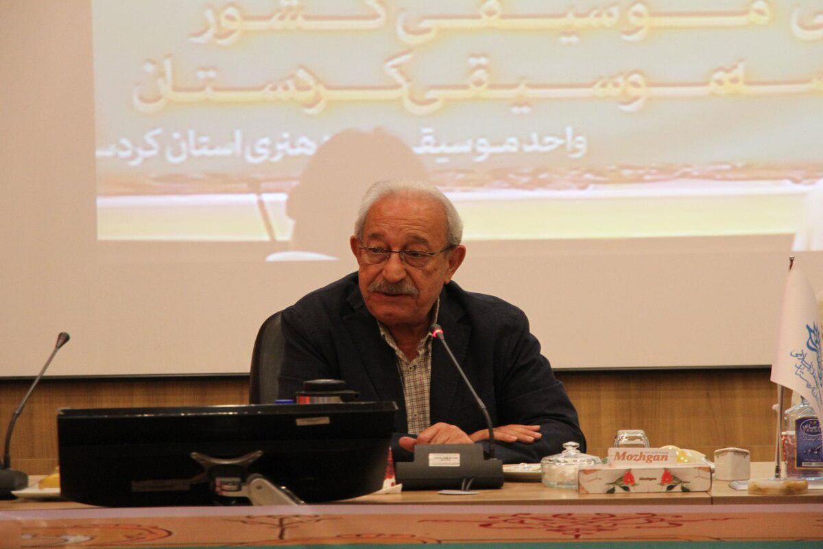 استاد حسن ریاحی