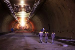 نصب تجهیزات اطفای حریق تونل شهدای غزه تا پایان مرداد