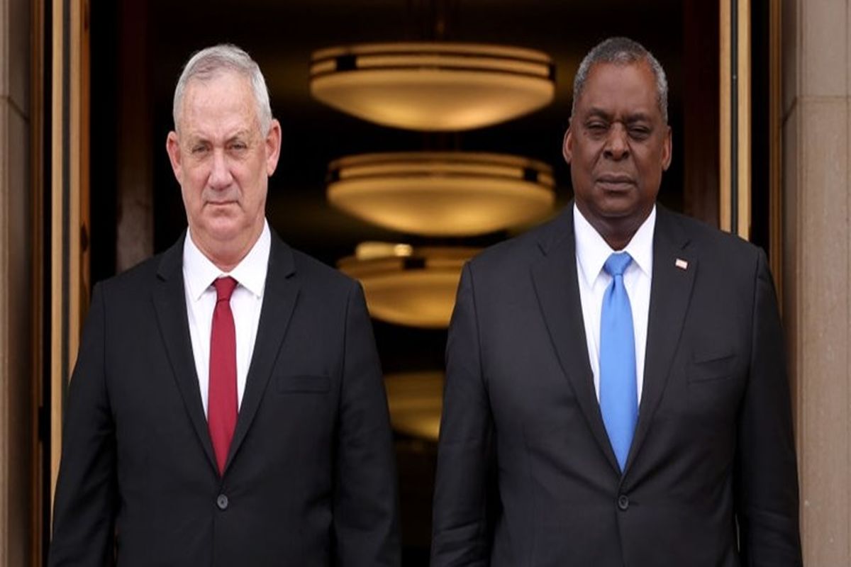 بنی گانتز و لوید آستین