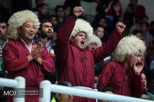 دیدار تیم های والیبال پیکان و شهرداری گنبد