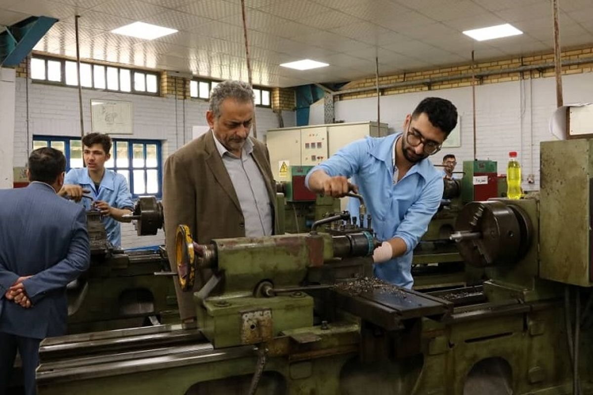 اموزش و پرورش